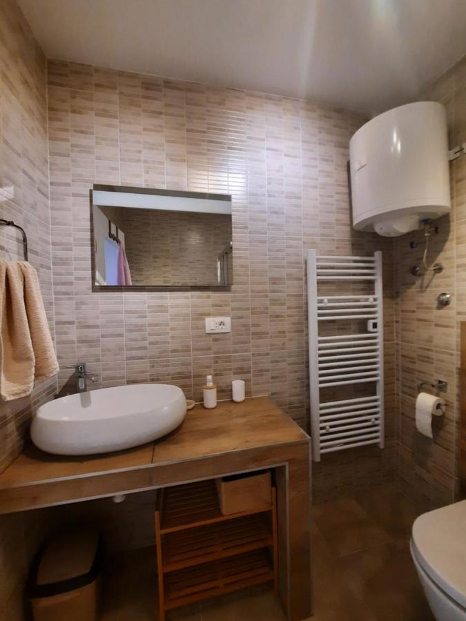 Manda Ljubetic Apartman Sutivan Kültér fotó