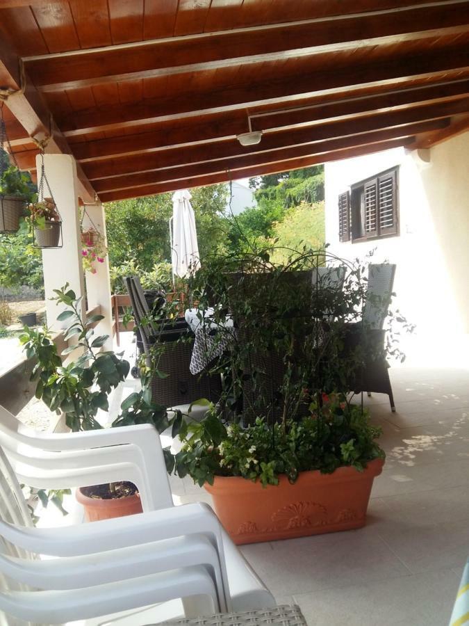Manda Ljubetic Apartman Sutivan Kültér fotó